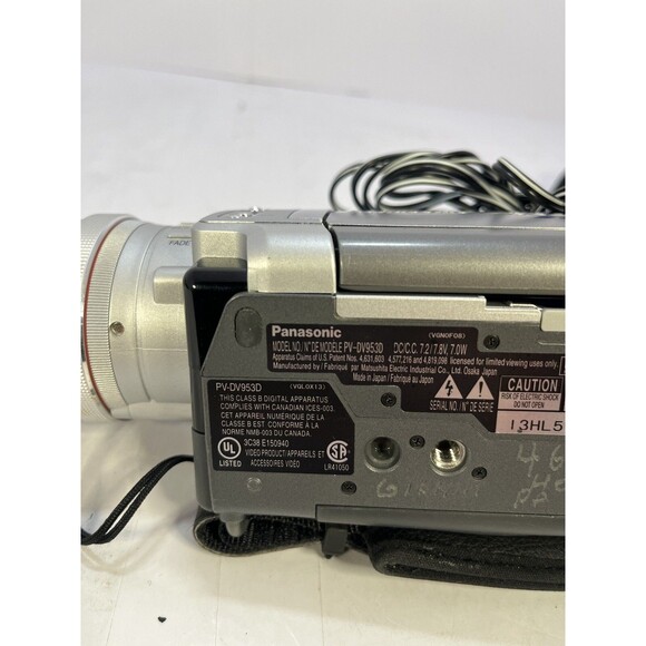 Panasonic Palmcorder PV-DV953D 2.5" Display 3MP MiniDV Camcorder HUGE Bundle - Picture 11 of 16